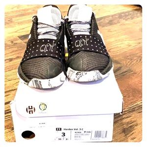 Adidas Harden Basketball Shoes Vol 3 Size 3 Boys